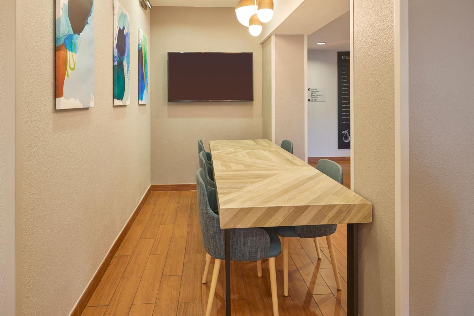 Towneplace Suites Медфорд Екстериор снимка