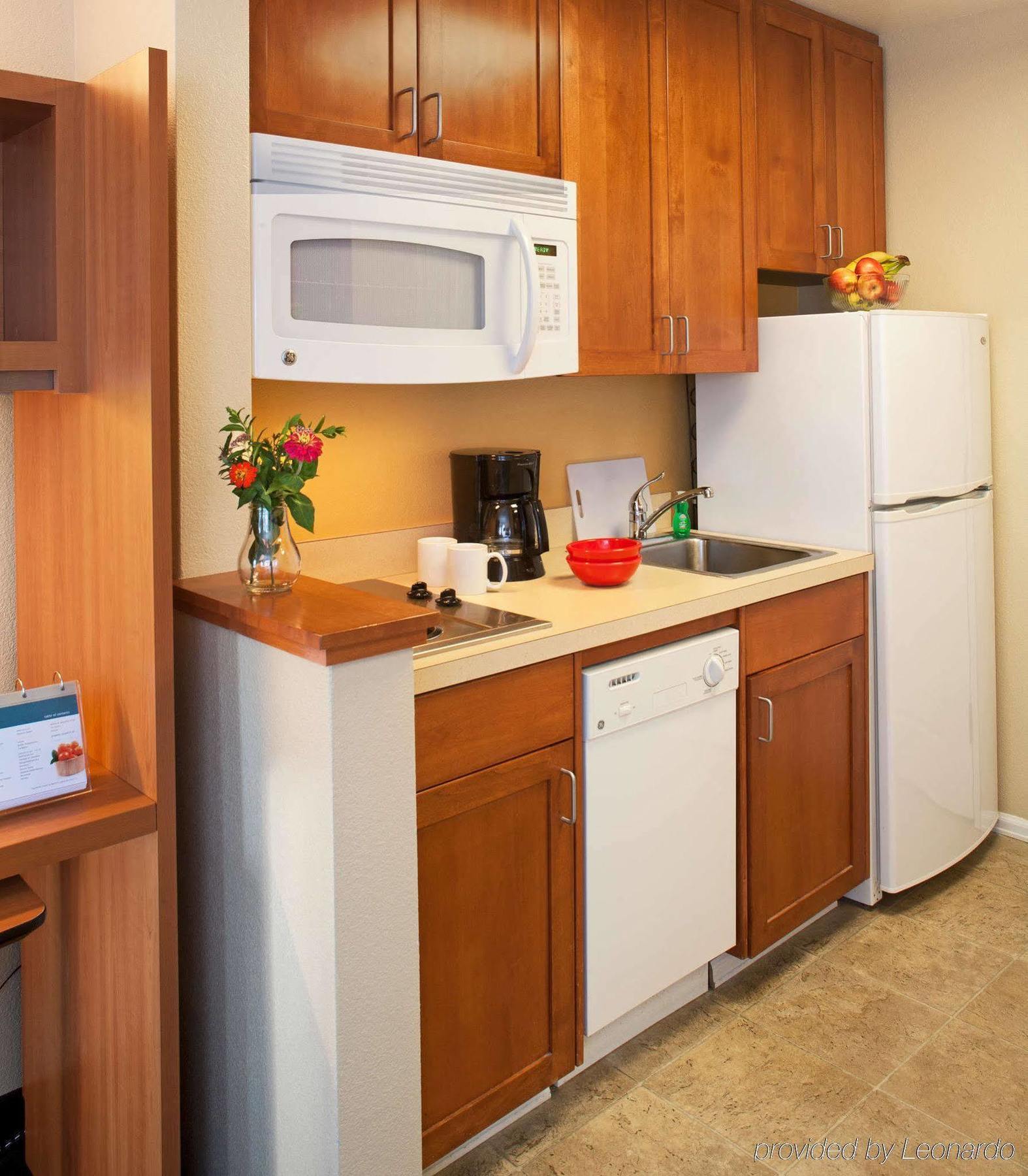 Towneplace Suites Медфорд Екстериор снимка